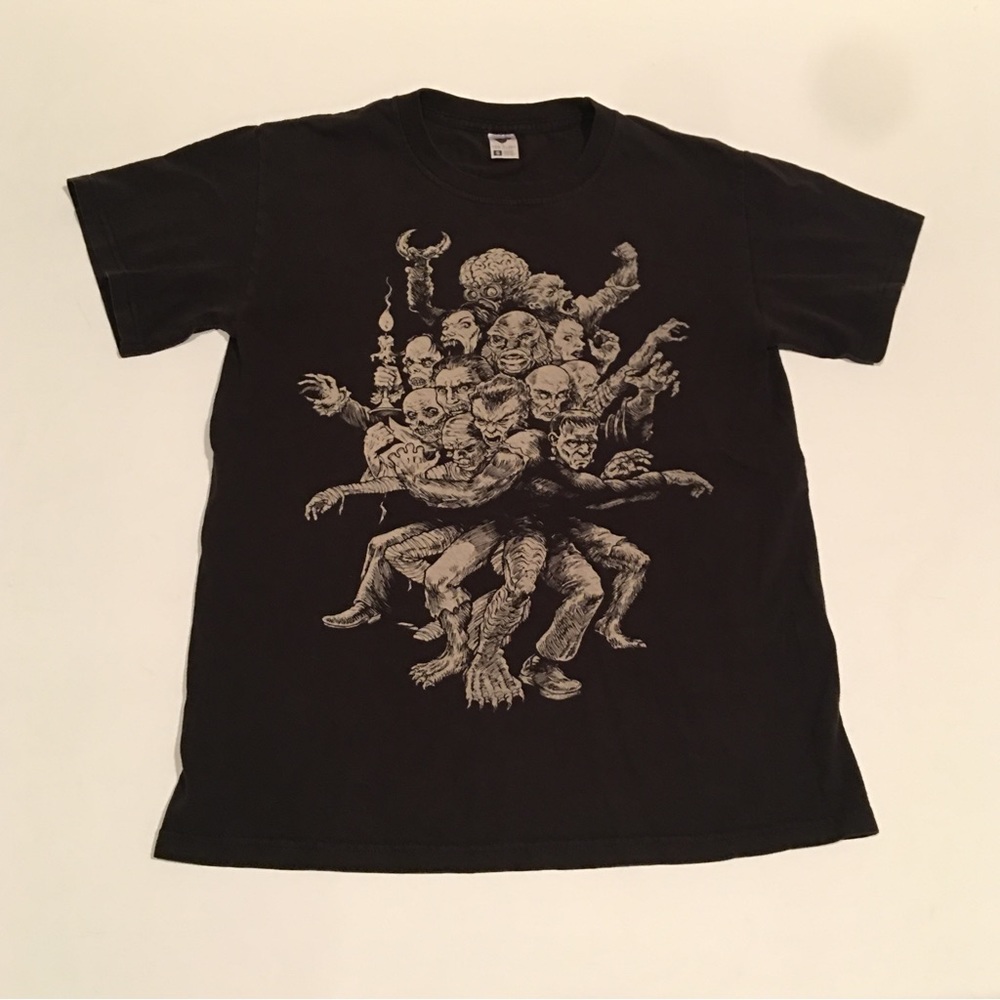 Tee Fury Black T-shirt with Monsters print Size Small